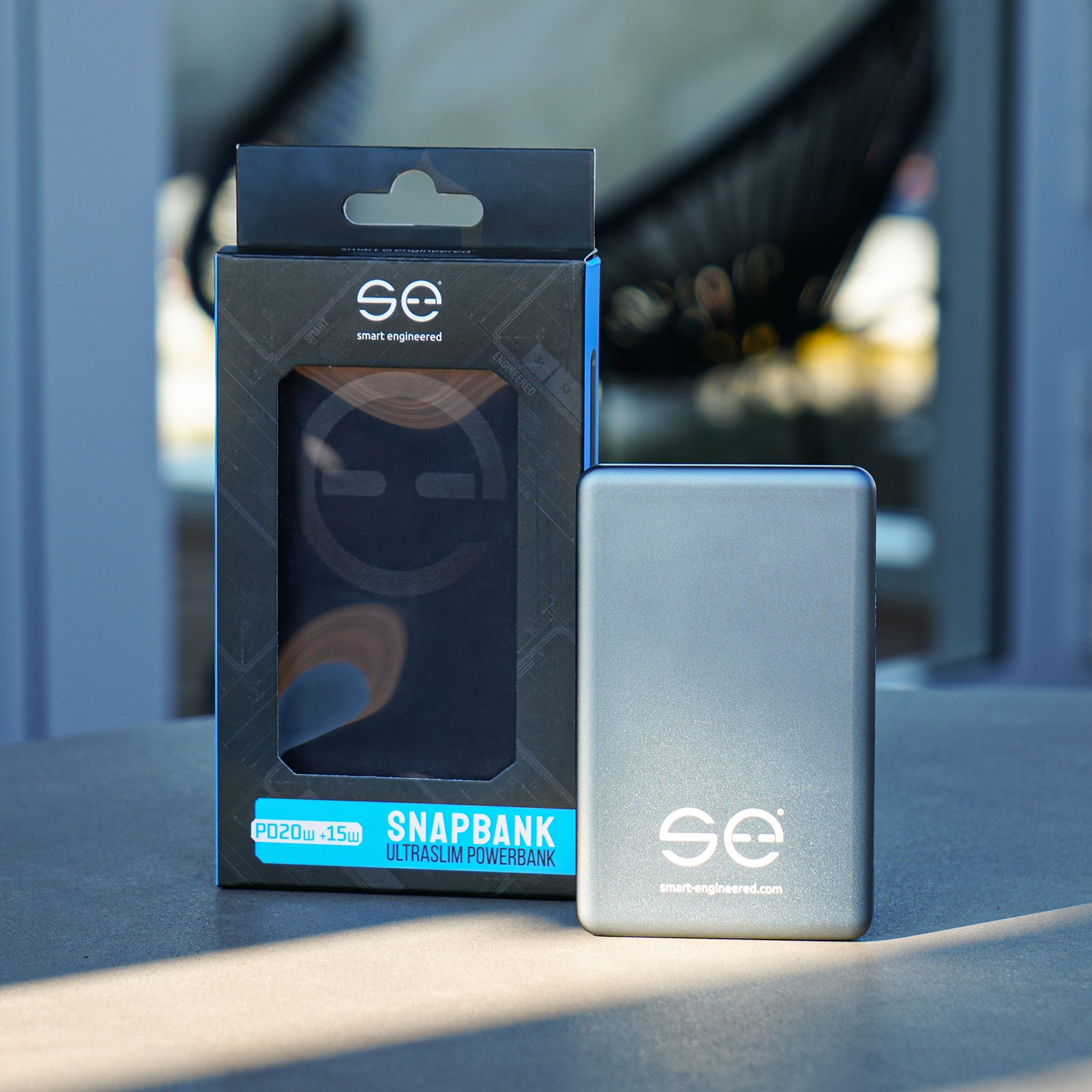 se® SNAPBANK Magnetic 5000mAh / 10,000mAh - The world's thinnest power bank